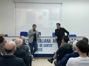 Scopri di più sull'articolo  Antonio D’Amato ospite della Sezione “De Santis” di Lecce 